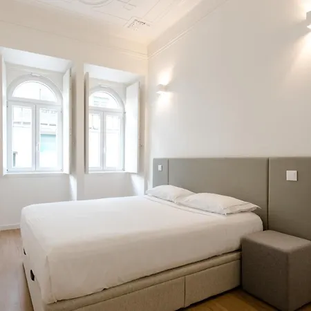 Gorgeous Refurbished Graca *