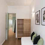 Gorgeous Refurbished Graca Daire
