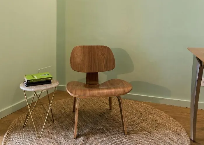 Gorgeous Refurbished Graca *