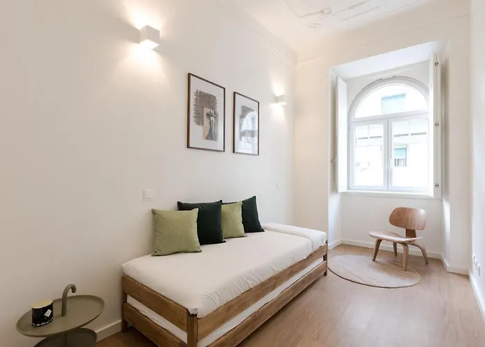 Gorgeous Refurbished Graca 리스본