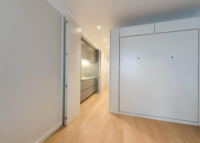 Gorgeous Refurbished Graca 아파트