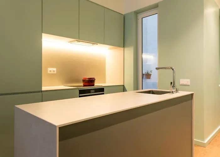 Gorgeous Refurbished Graca 아파트