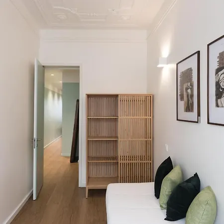 Gorgeous Refurbished Graca Lägenhet