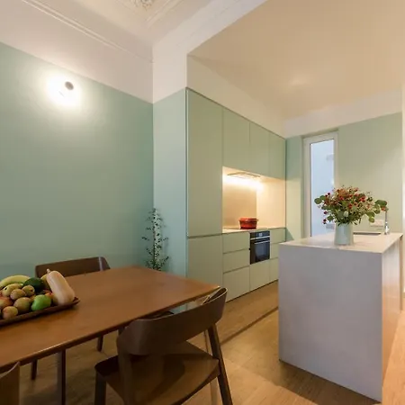 Gorgeous Refurbished Graca Lägenhet *