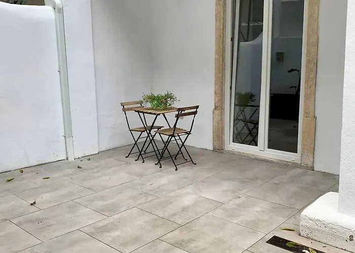 Gorgeous Refurbished Graca アパート リスボン